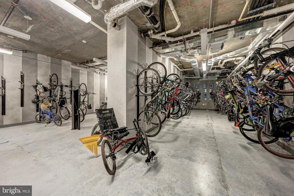 310 STRAND STREET Unit: 304