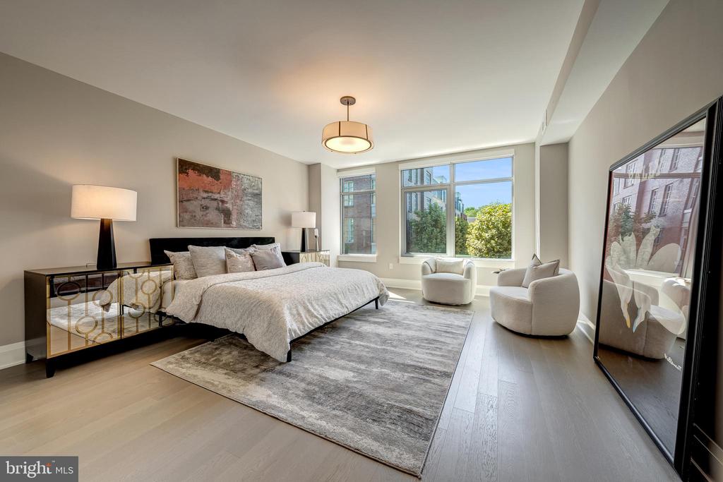310 STRAND STREET Unit: 304
