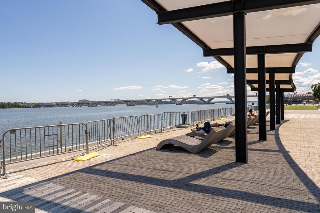 310 STRAND STREET Unit: 304