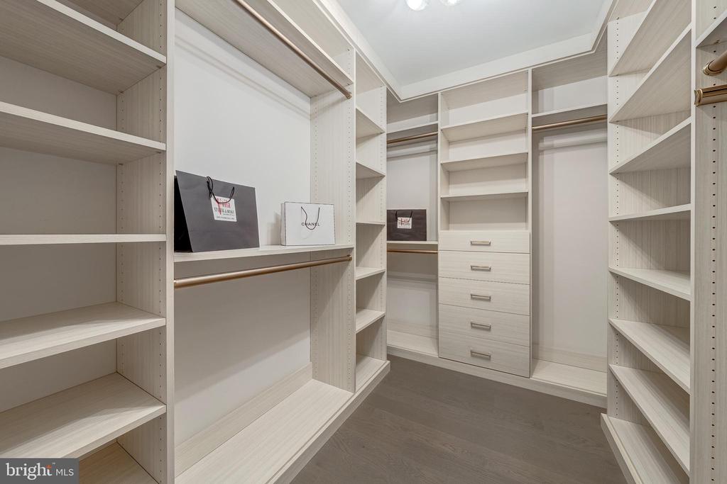 310 STRAND STREET Unit: 304