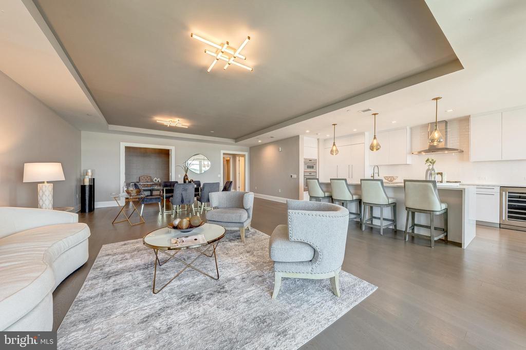 310 STRAND STREET Unit: 304