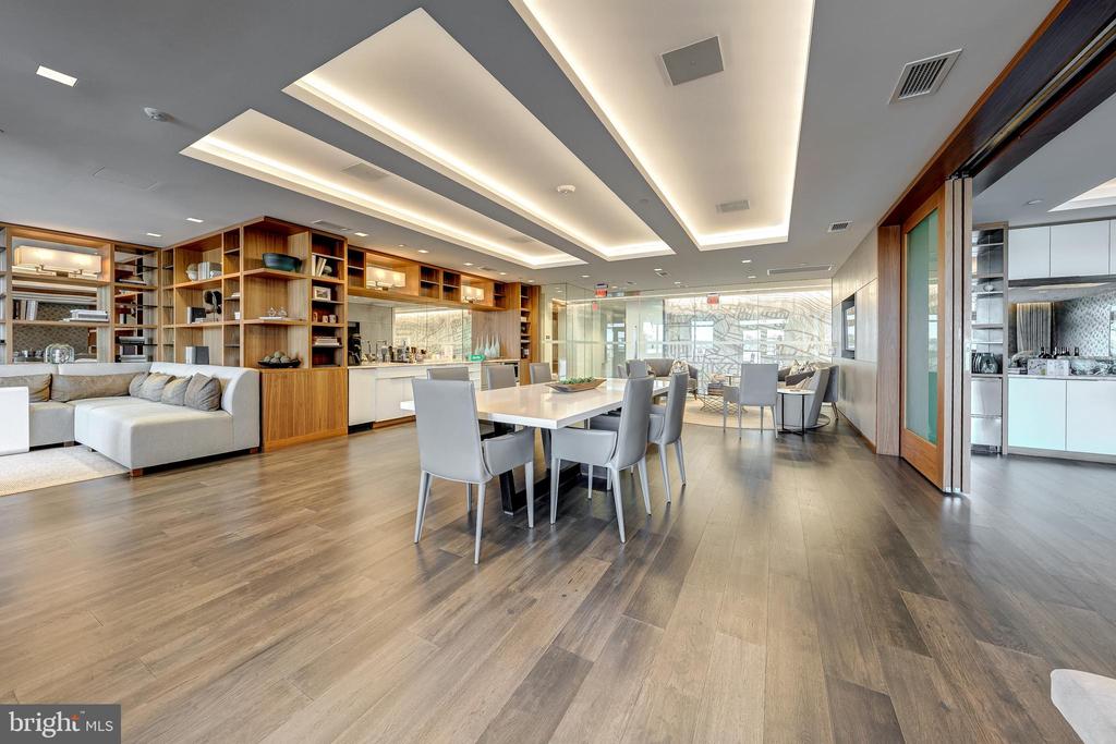 310 STRAND STREET Unit: 304