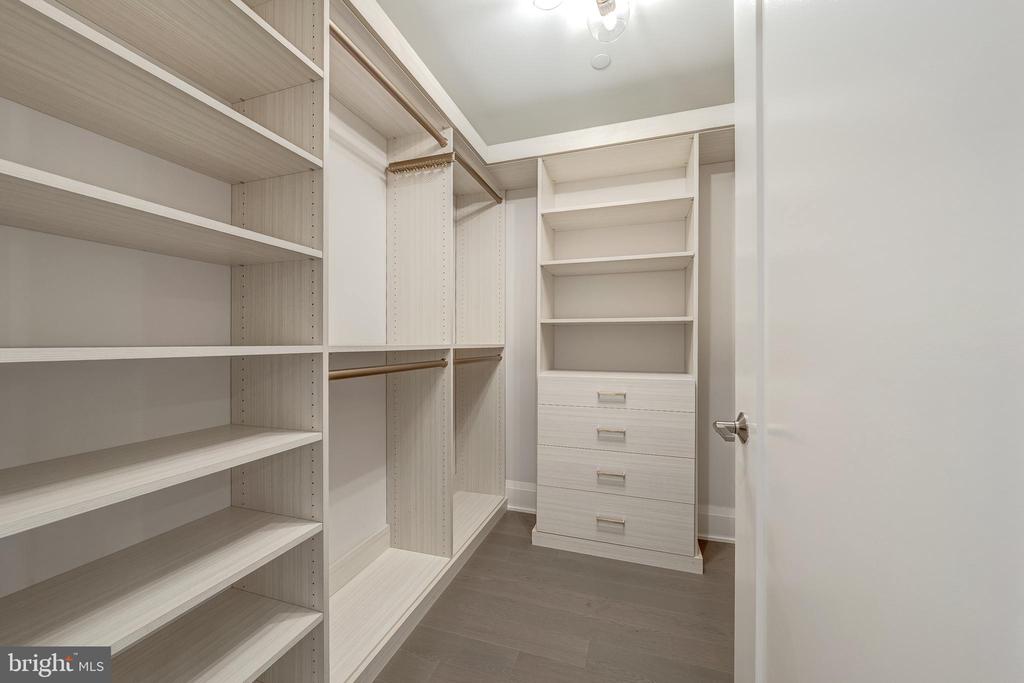 310 STRAND STREET Unit: 304