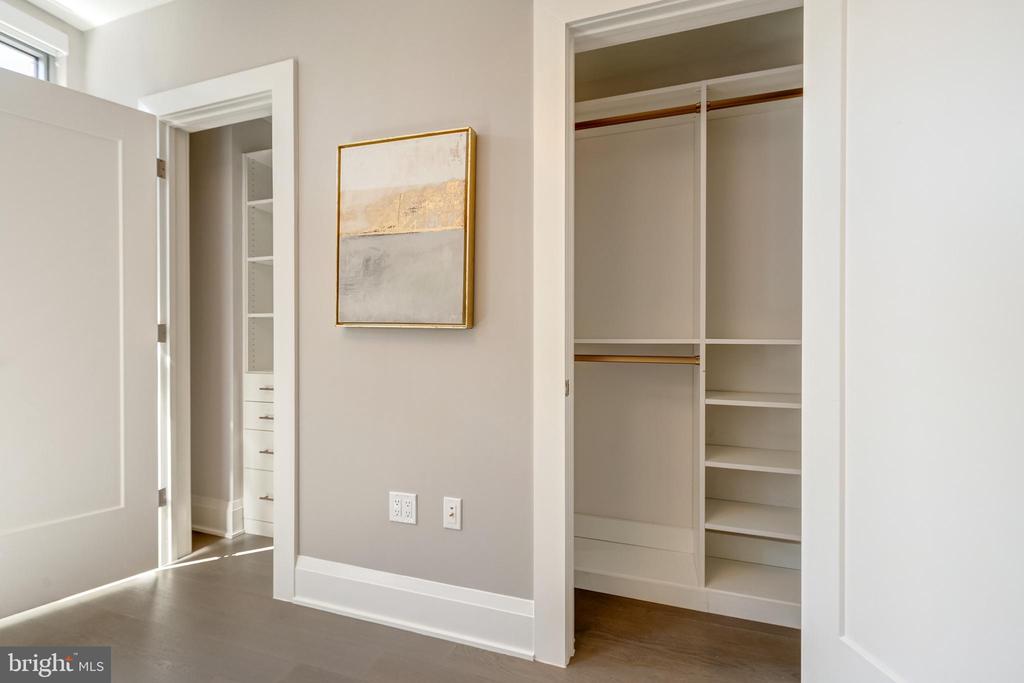 310 STRAND STREET Unit: 304