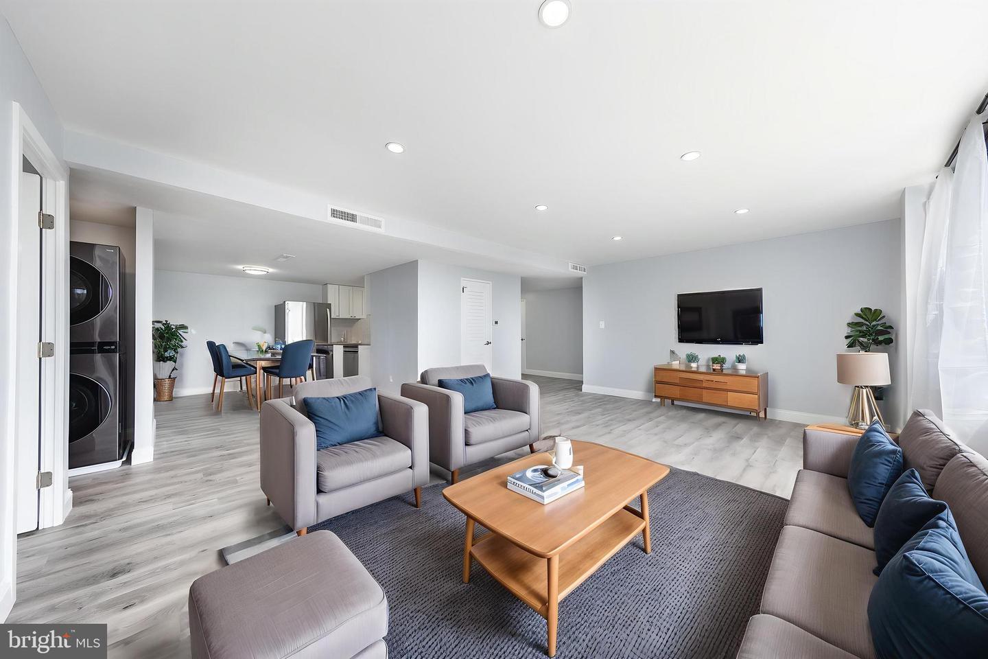 4600 Duke St #432