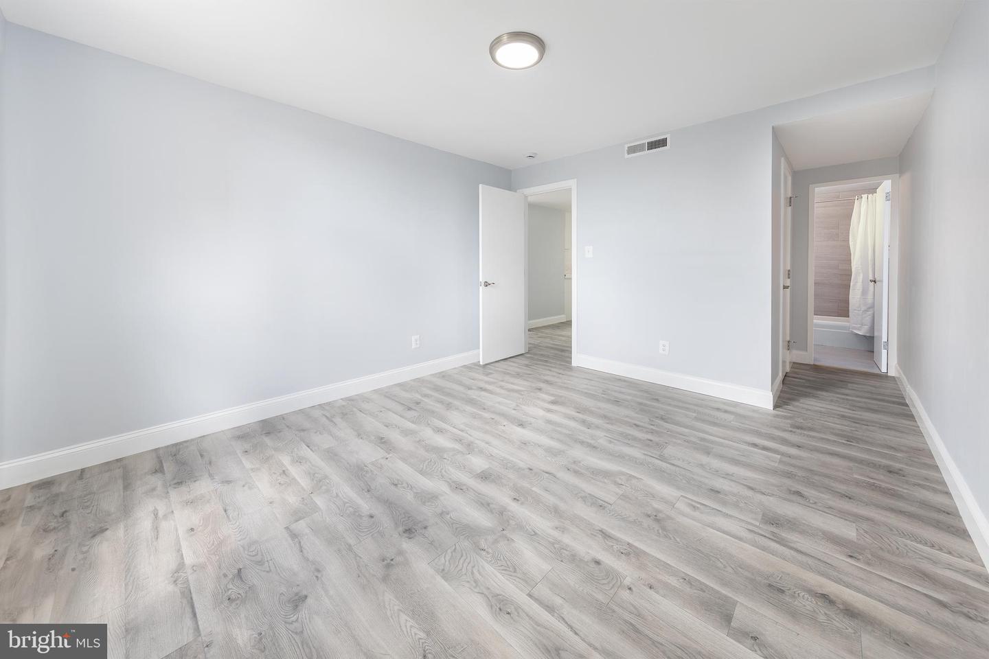 4600 Duke St #432