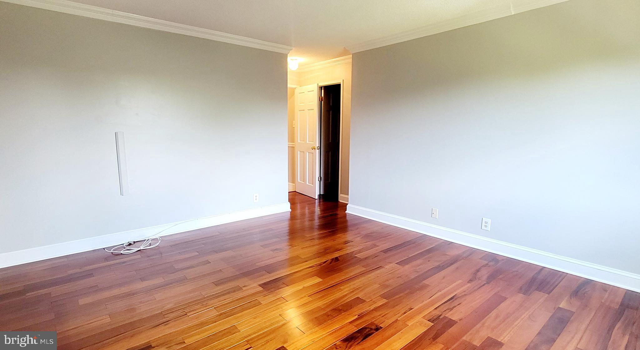 205 YOAKUM PARKWAY 916
