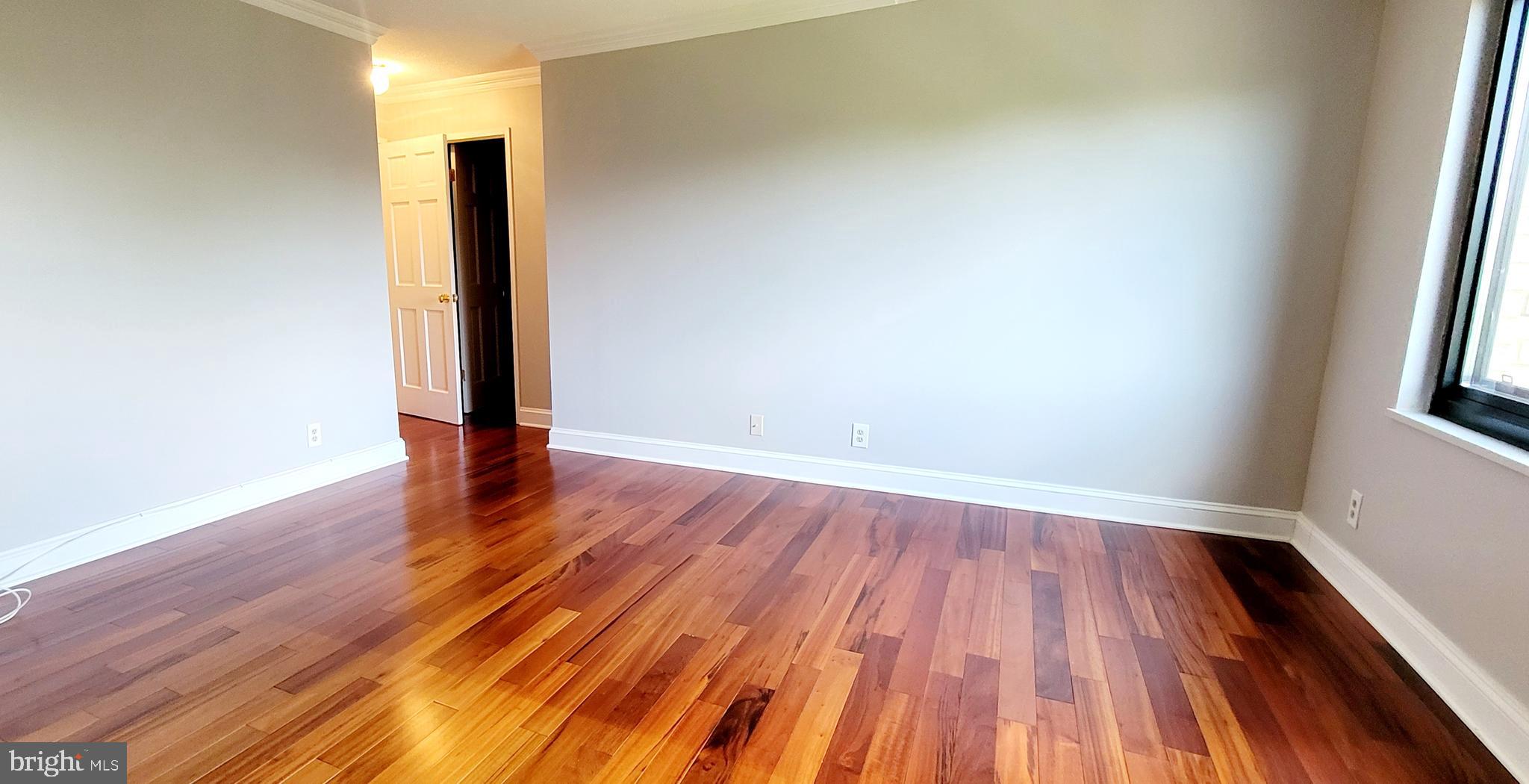 205 YOAKUM PARKWAY 916