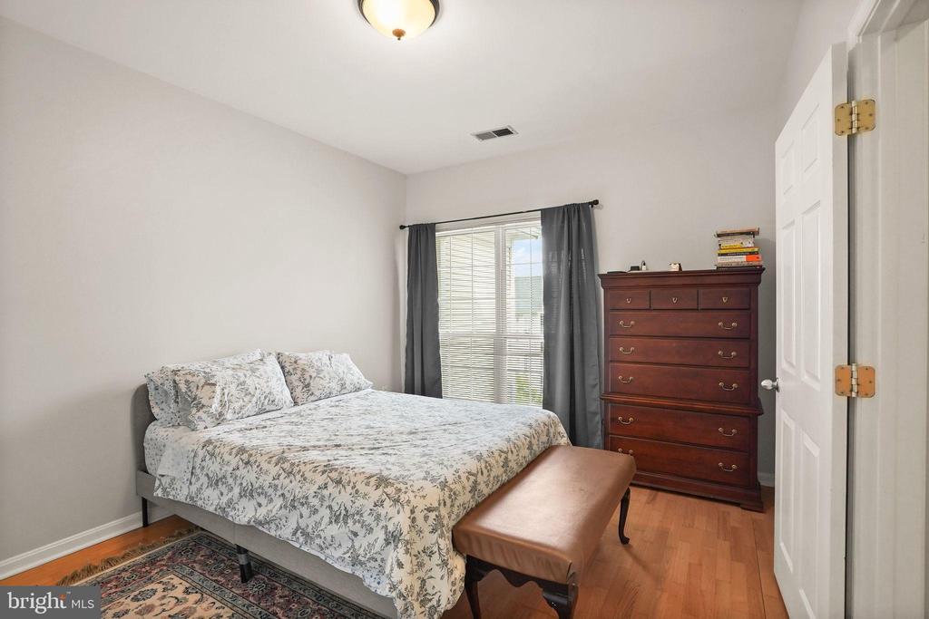 4854 EISENHOWER AVENUE 445