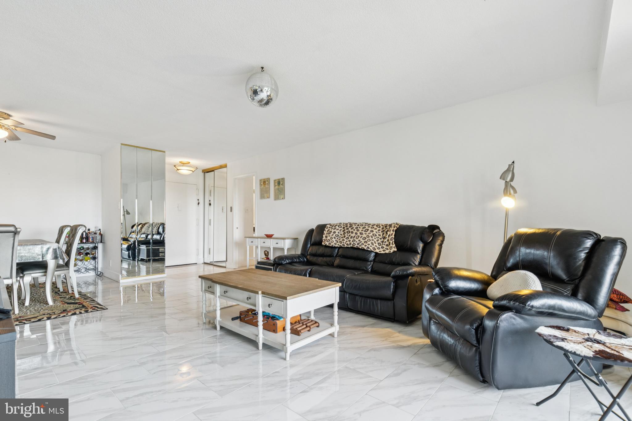 307 YOAKUM PARKWAY 519