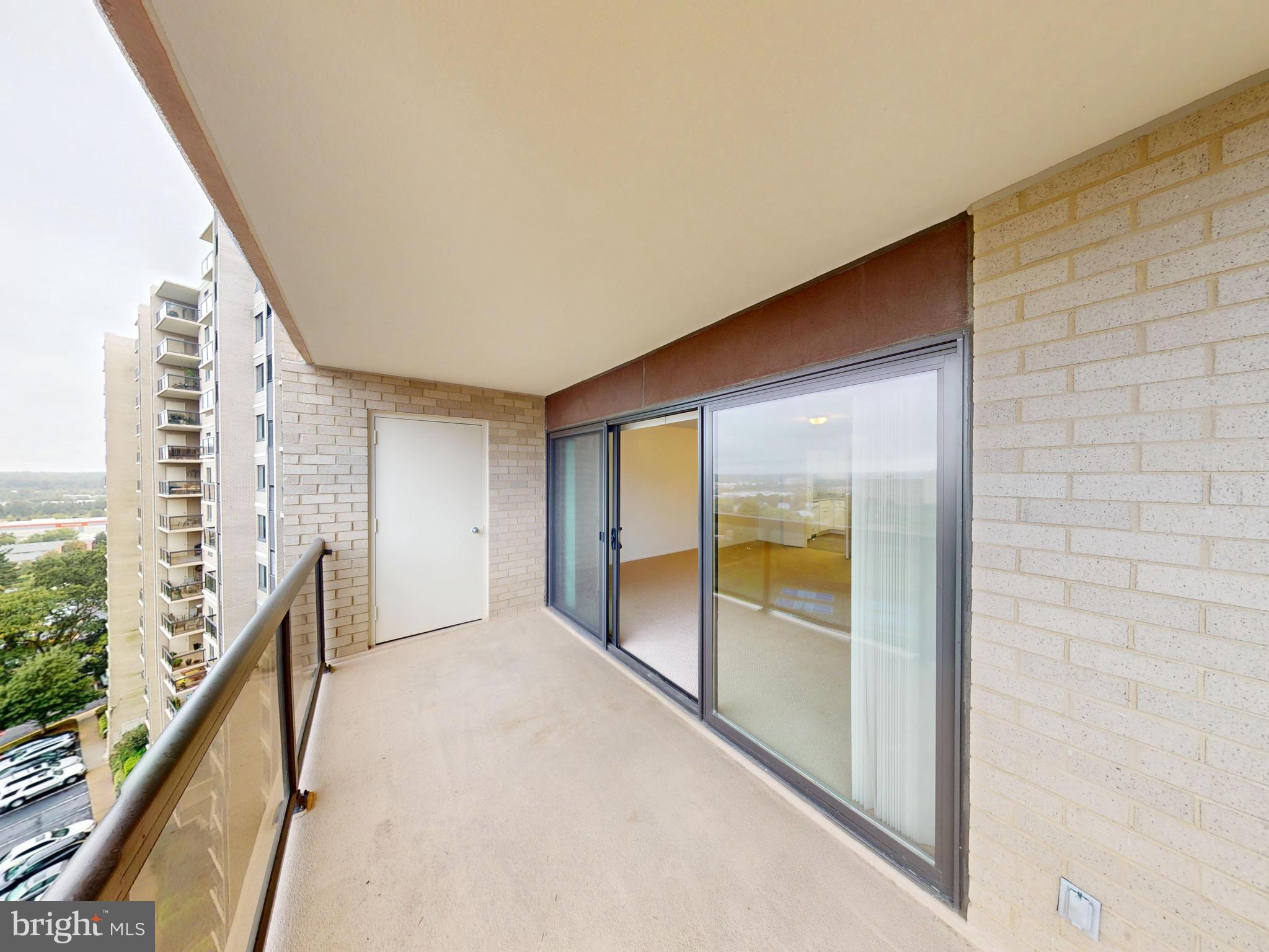 307 YOAKUM PARKWAY 1215