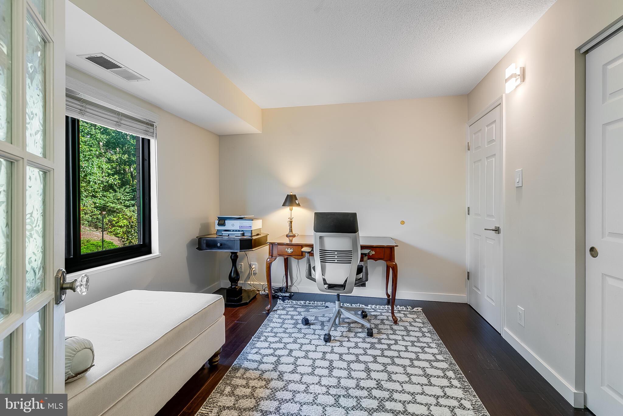 205 YOAKUM PARKWAY 226