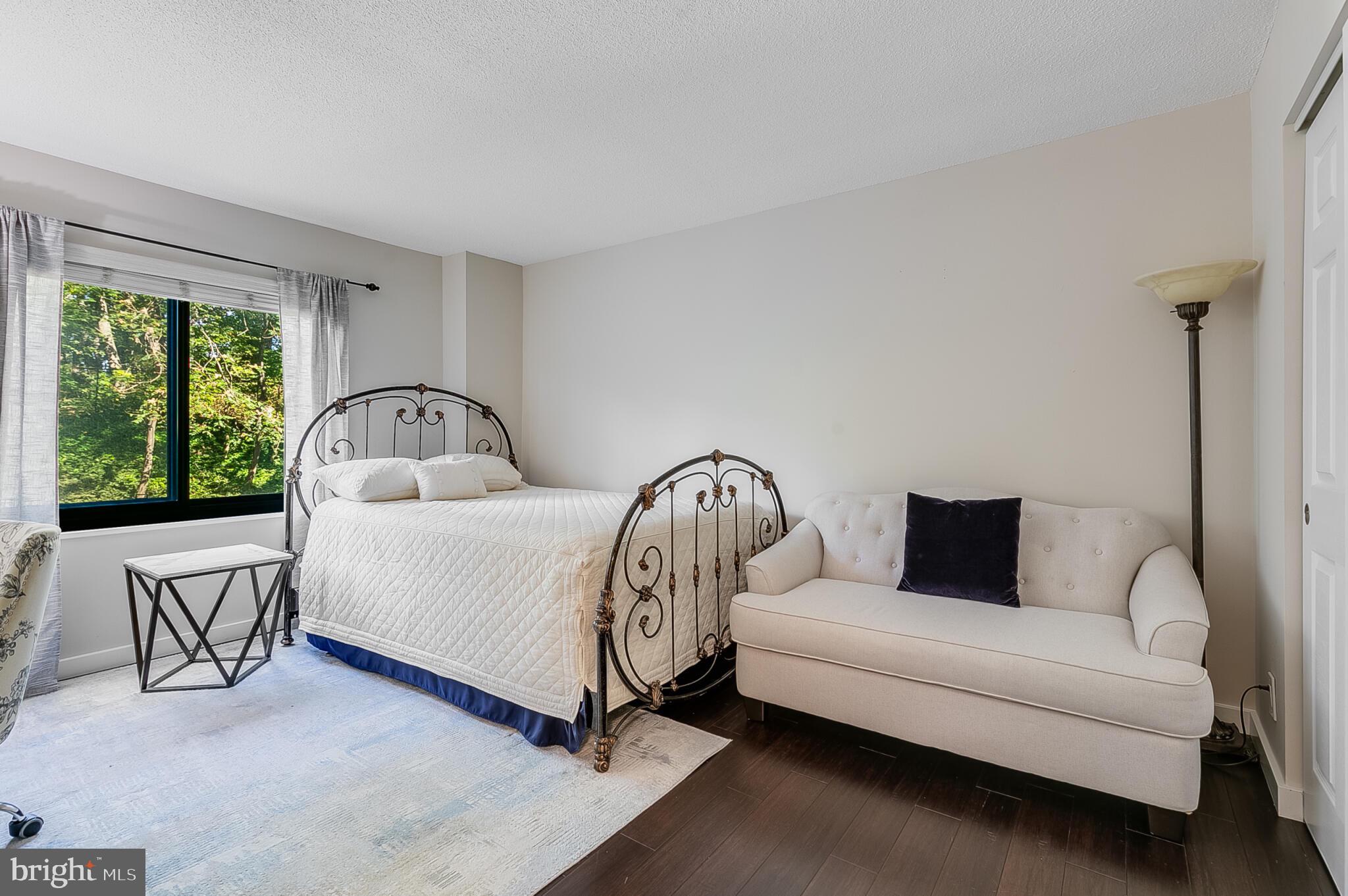 205 YOAKUM PARKWAY 226