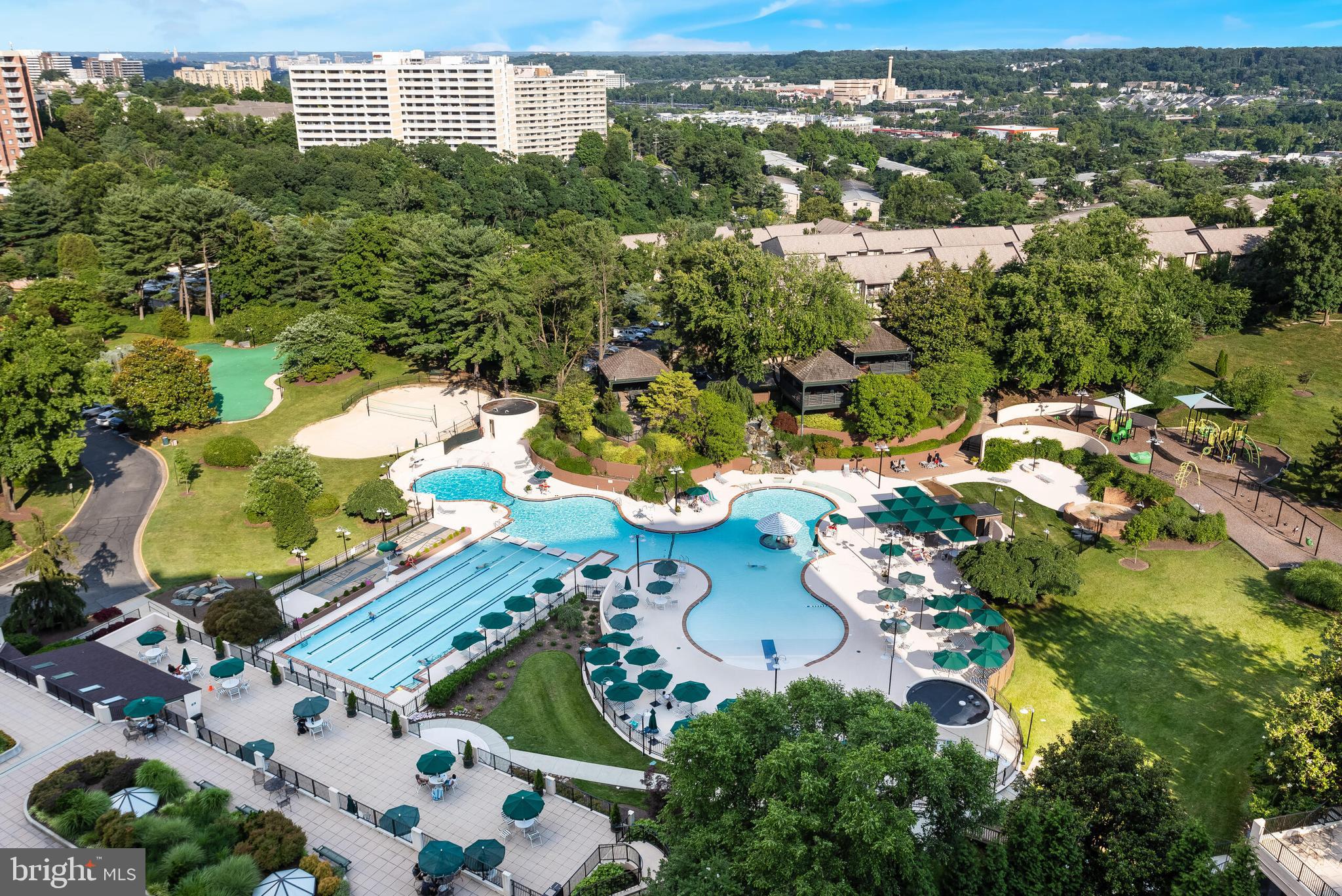 205 YOAKUM PARKWAY 226