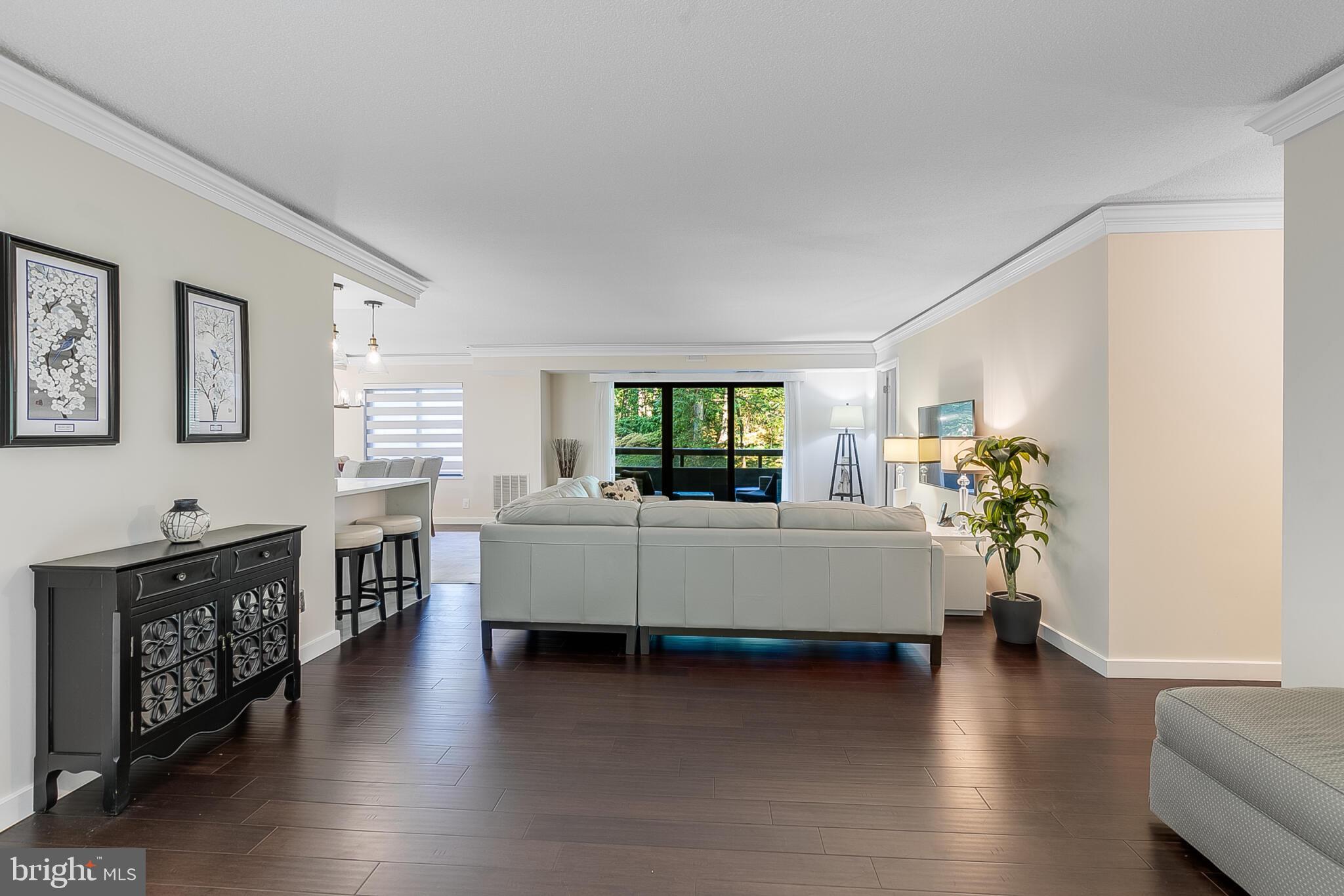205 YOAKUM PARKWAY 226