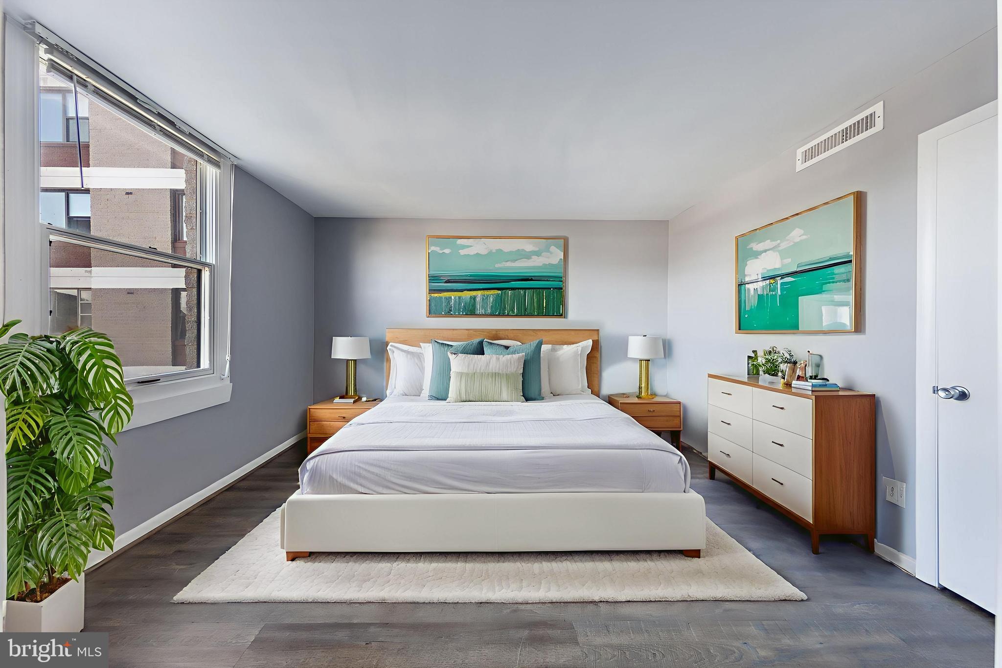 4600 DUKE STREET 921