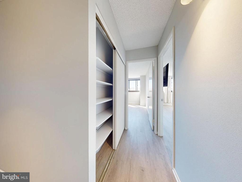 5911 EDSALL RD #PH02,CITY Unit: PH02