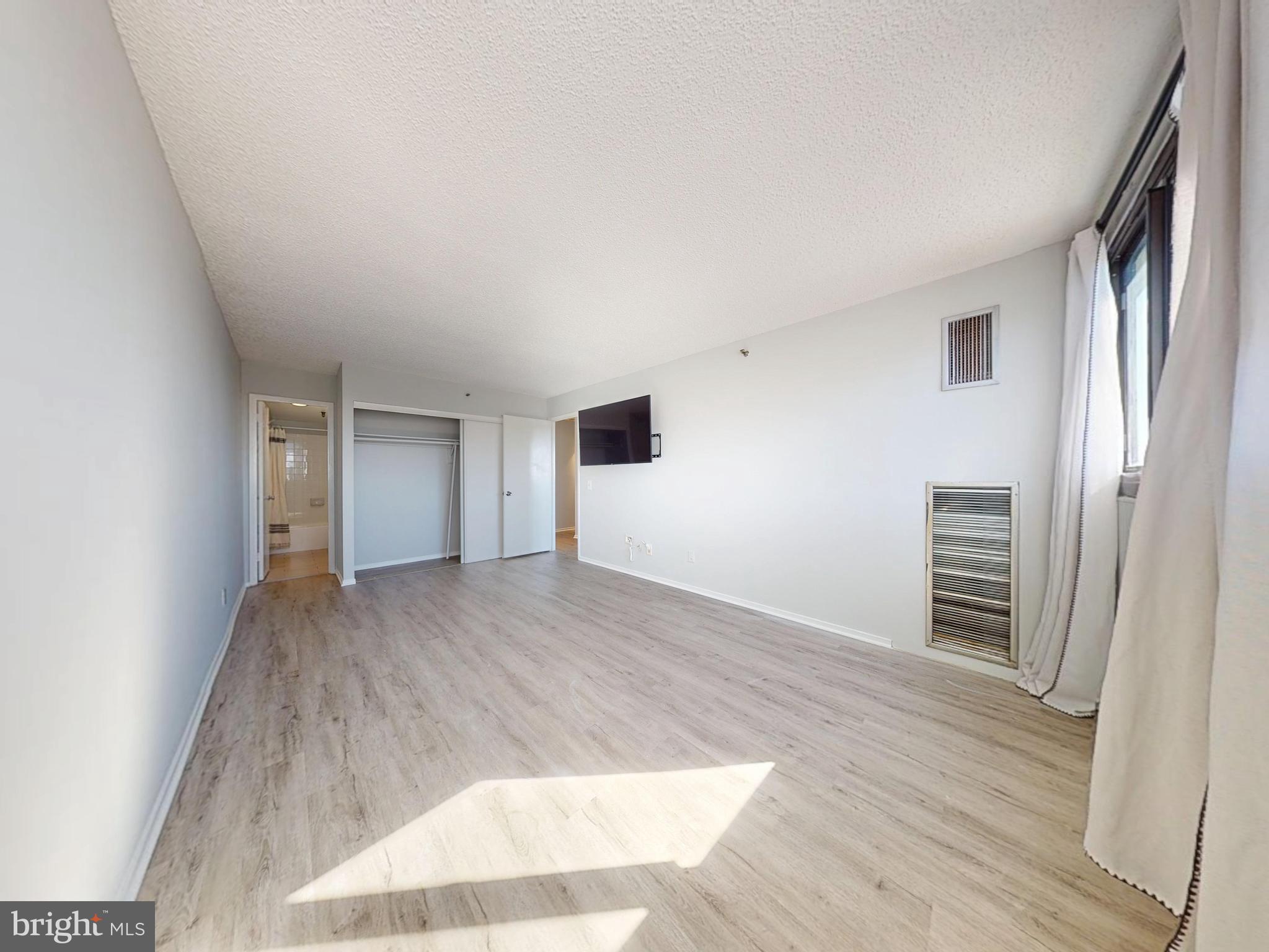 5911 EDSALL ROAD PH02