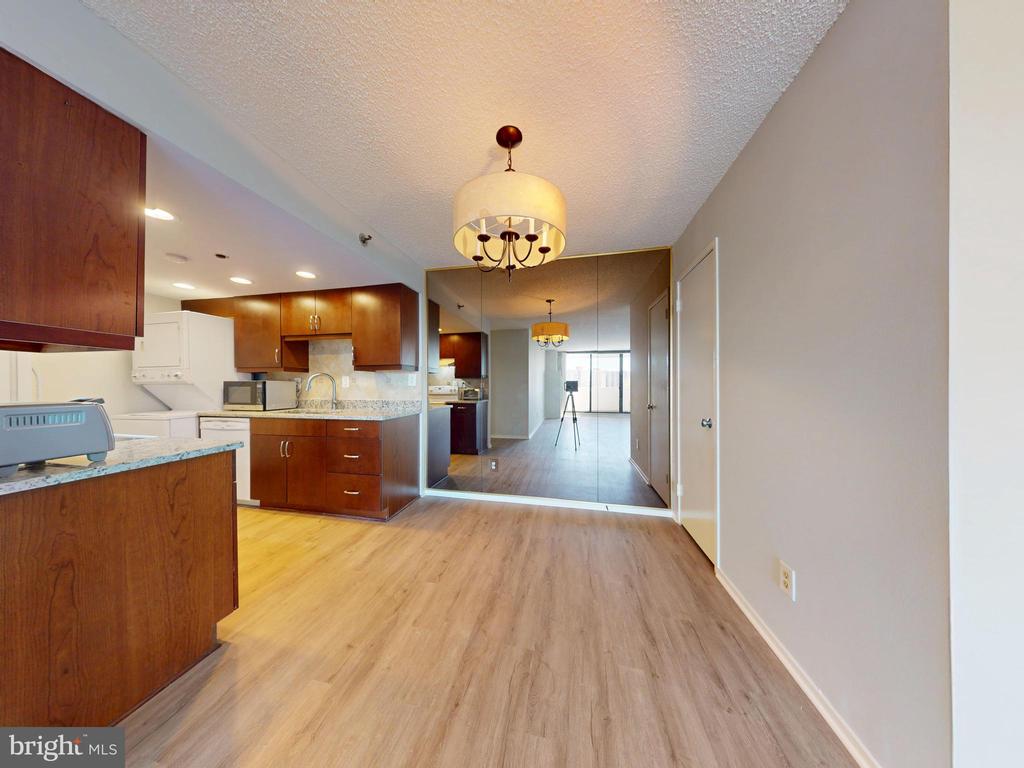 5911 EDSALL RD #PH02,CITY Unit: PH02