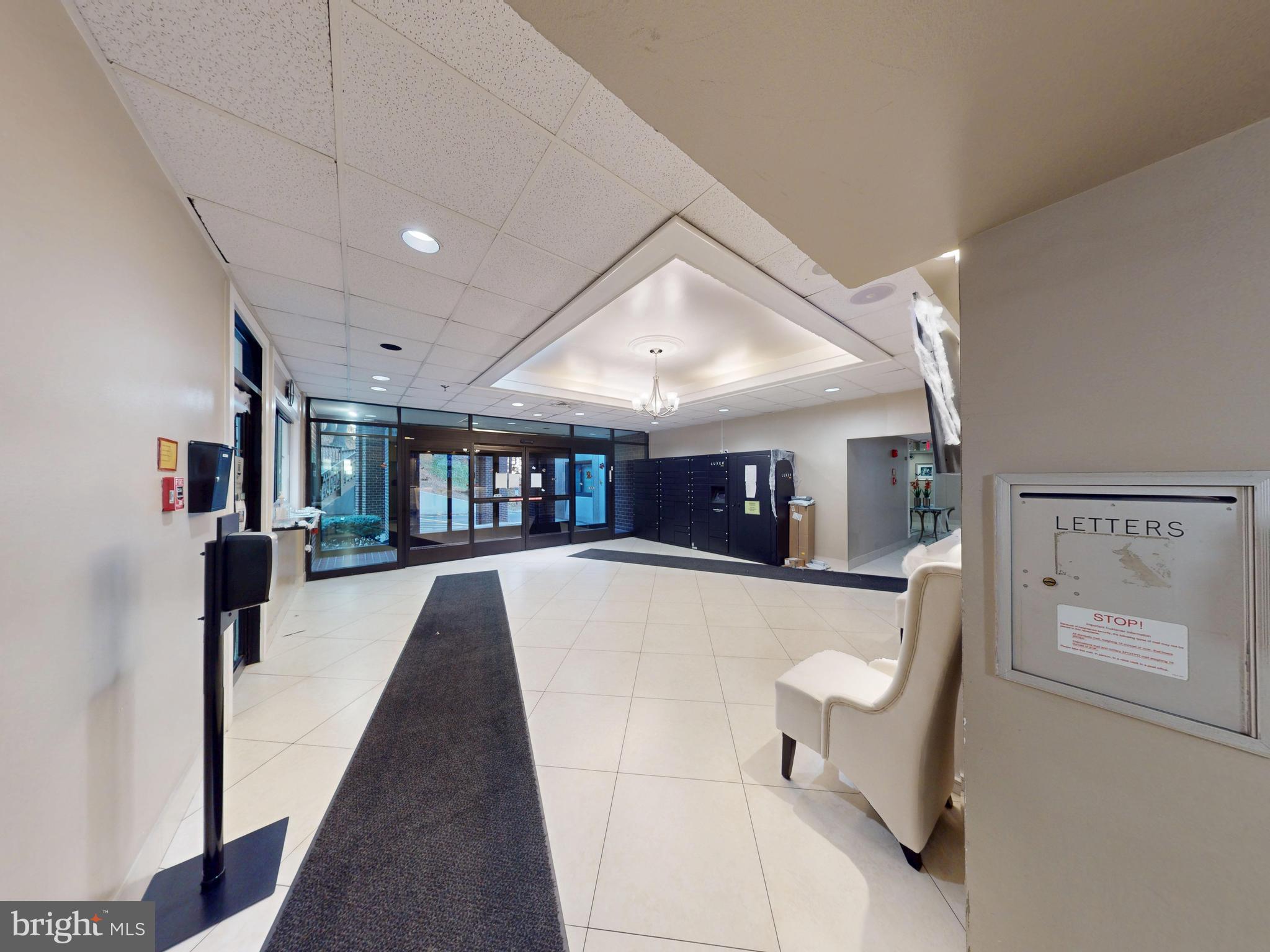 5911 EDSALL ROAD PH02