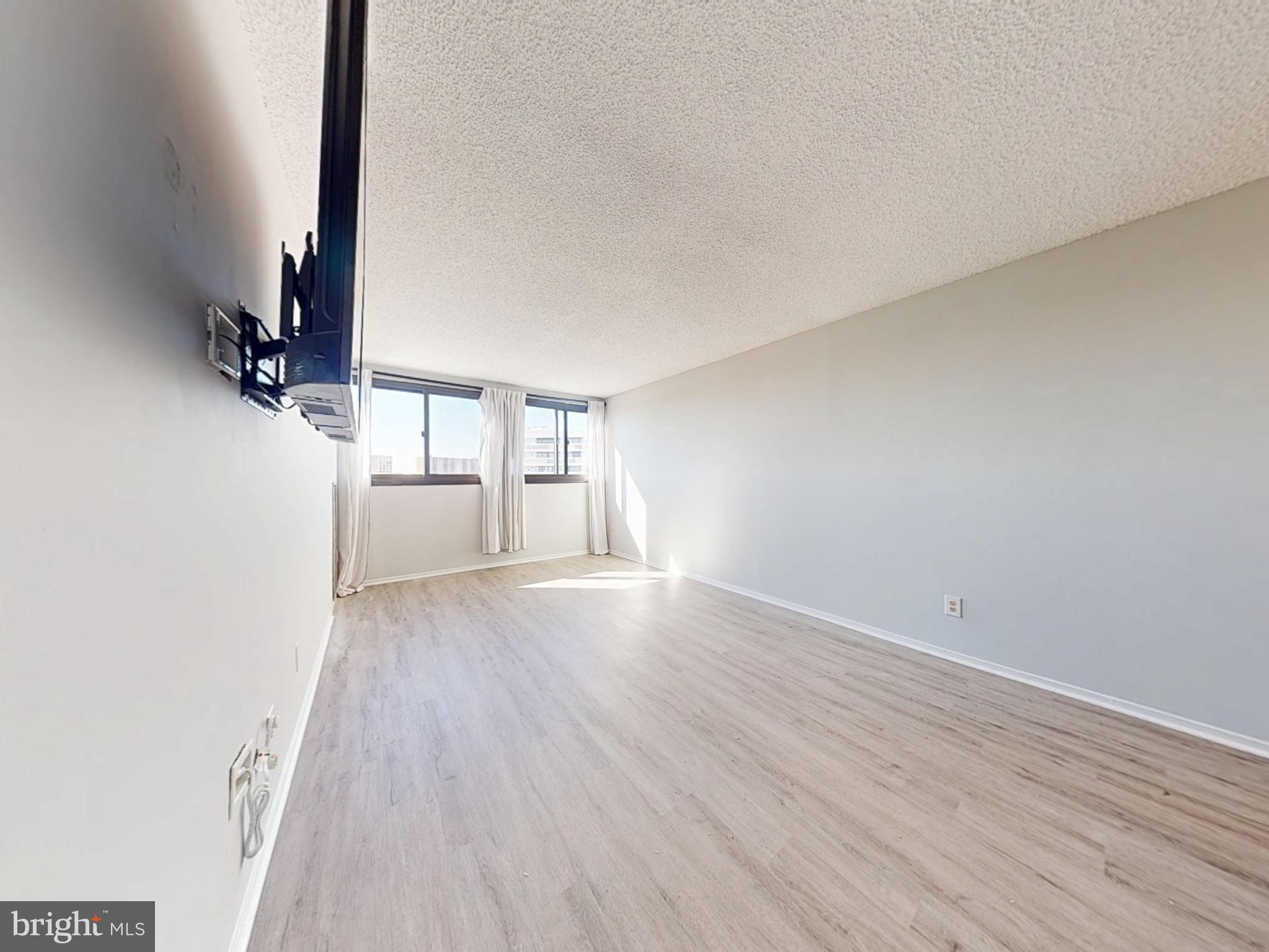 5911 EDSALL ROAD PH02