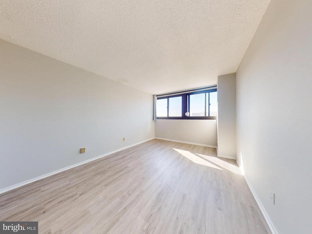5911 EDSALL RD #PH02,CITY Unit: PH02