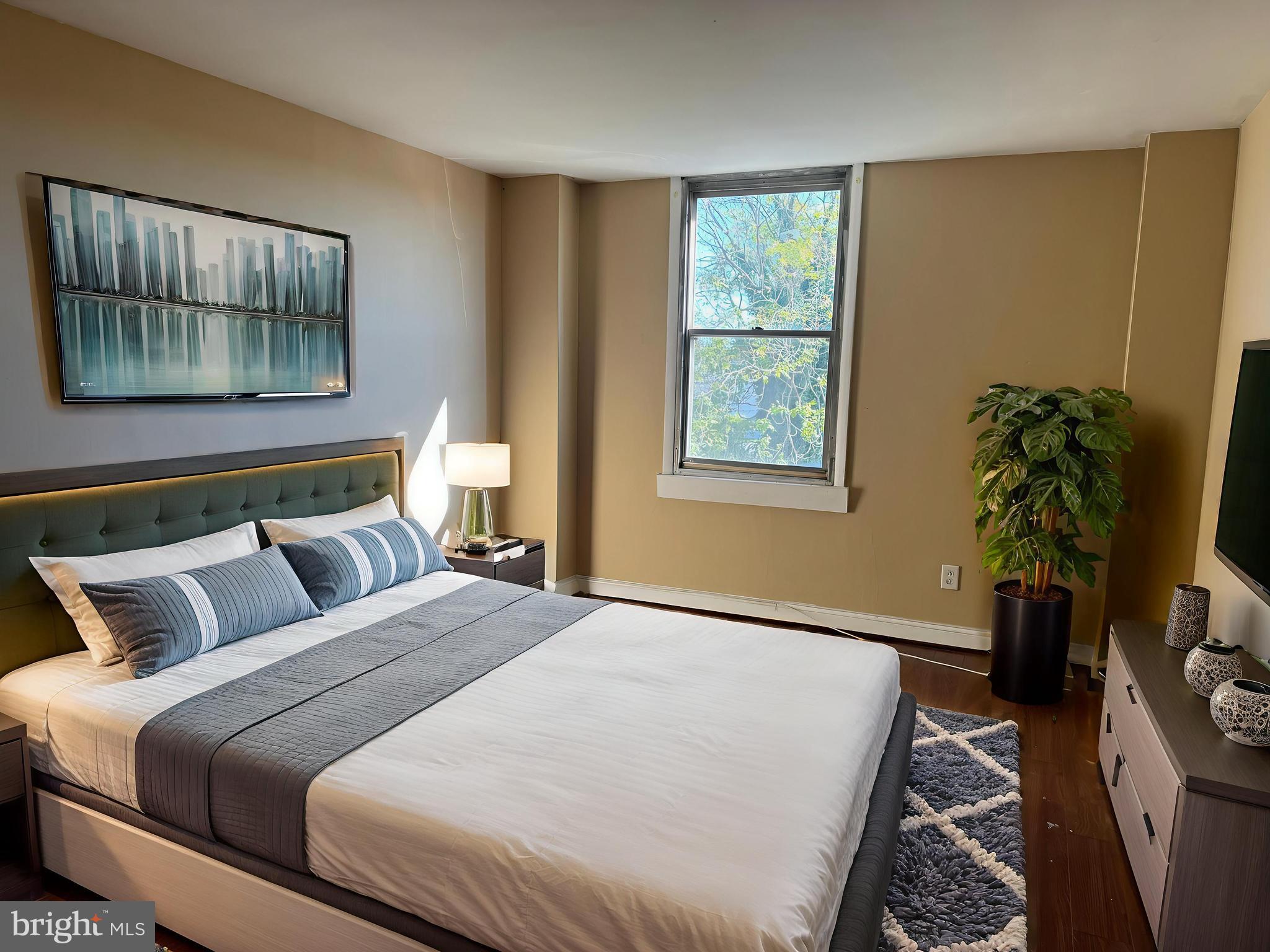 4600 DUKE STREET 617