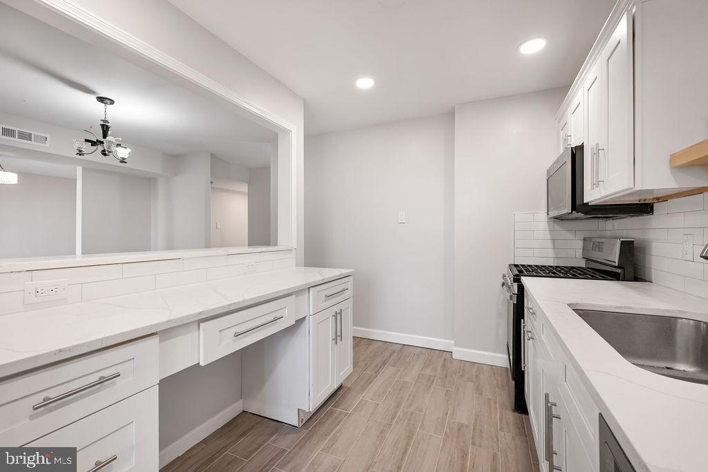 509 N ARMISTEAD STREET 103