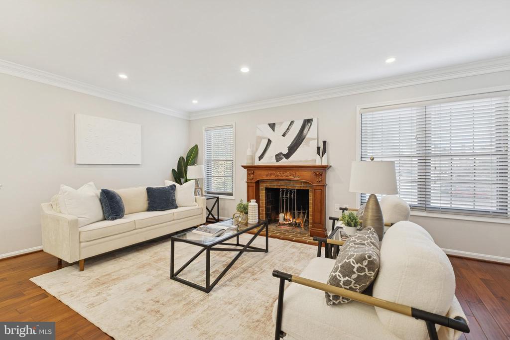 5422 WYCKLOW COURT