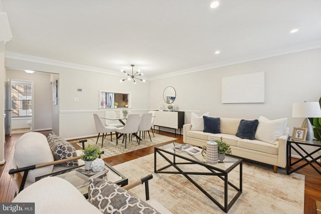 5422 WYCKLOW COURT