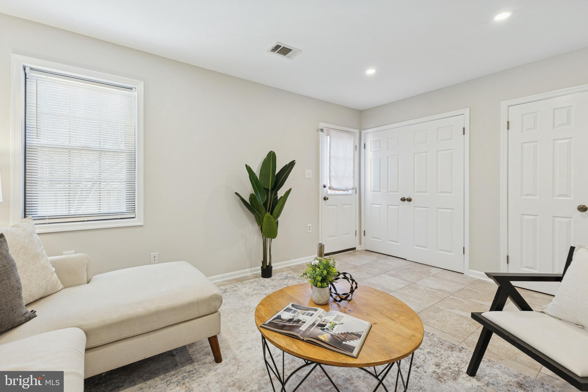 5422 WYCKLOW COURT