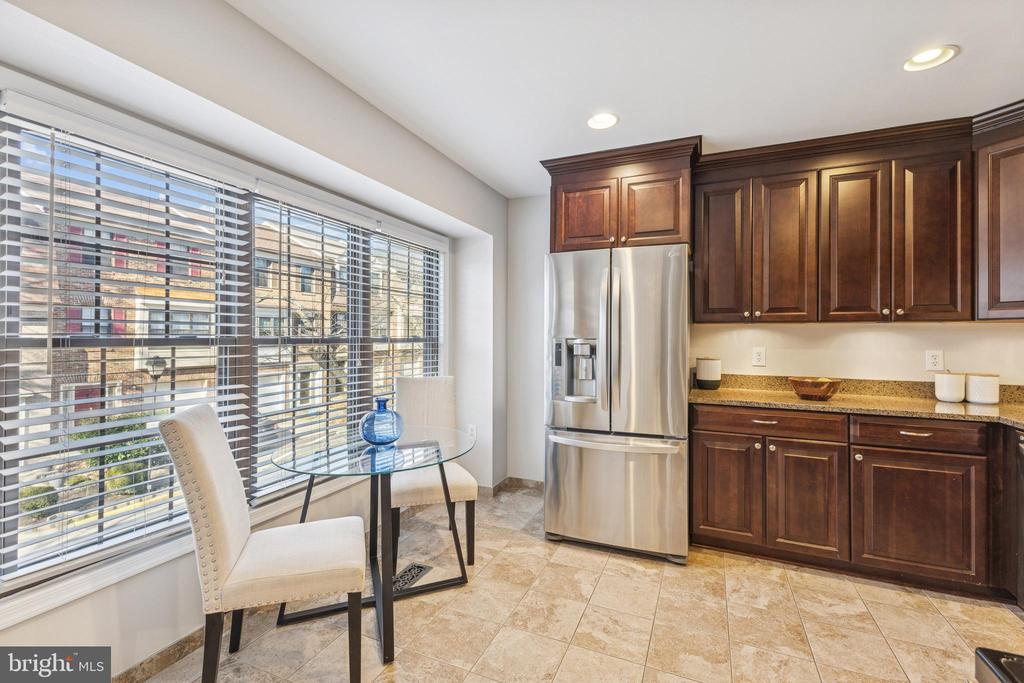 5422 WYCKLOW COURT