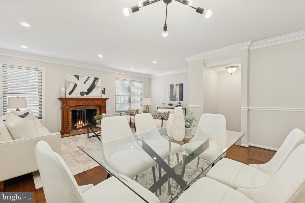 5422 WYCKLOW COURT