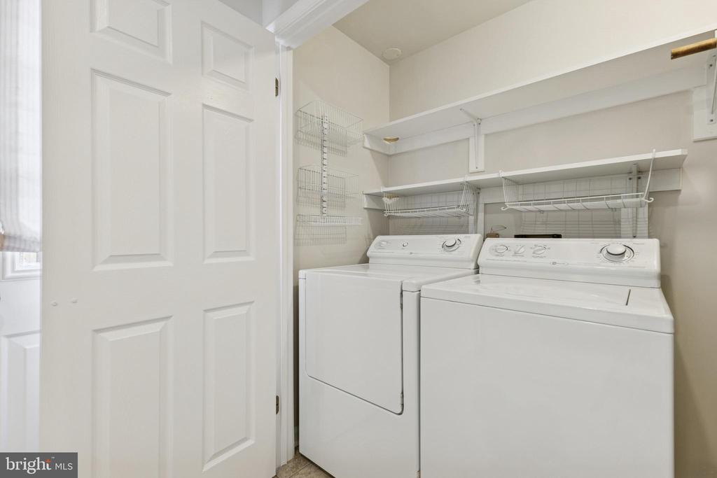 5422 WYCKLOW COURT