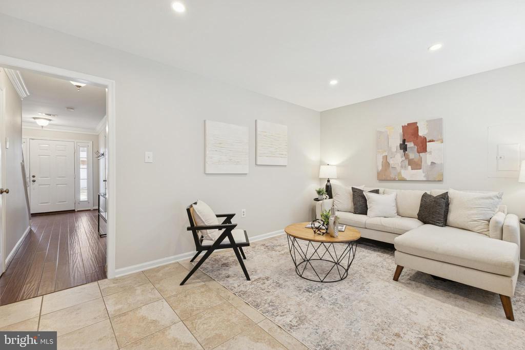 5422 WYCKLOW COURT