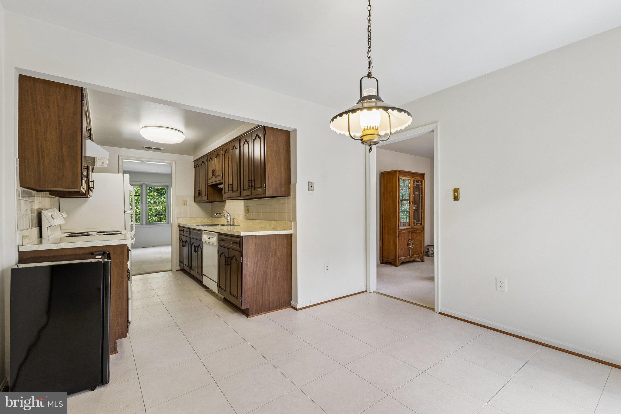 6056 MORGAN COURT