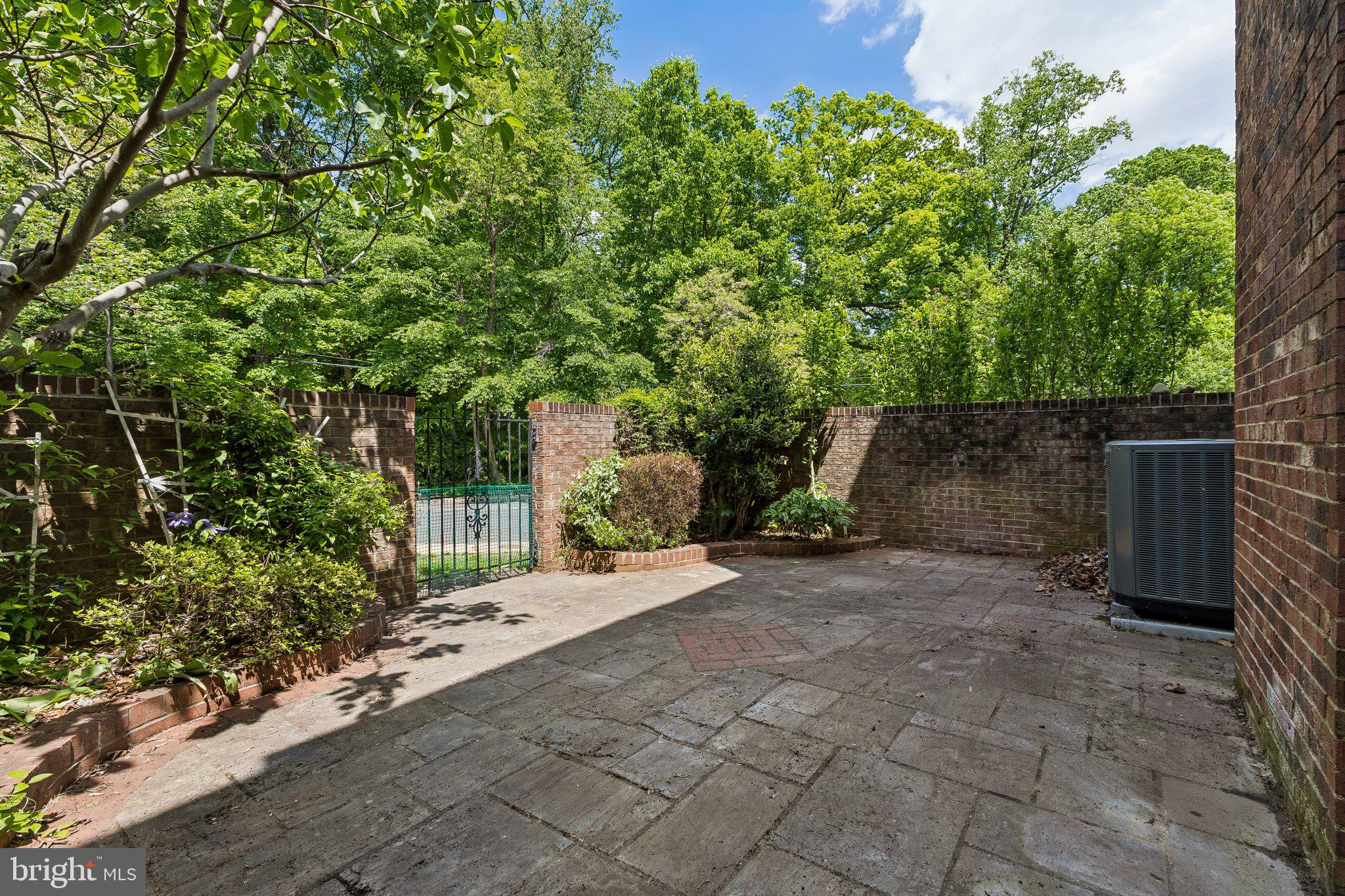 6056 MORGAN COURT