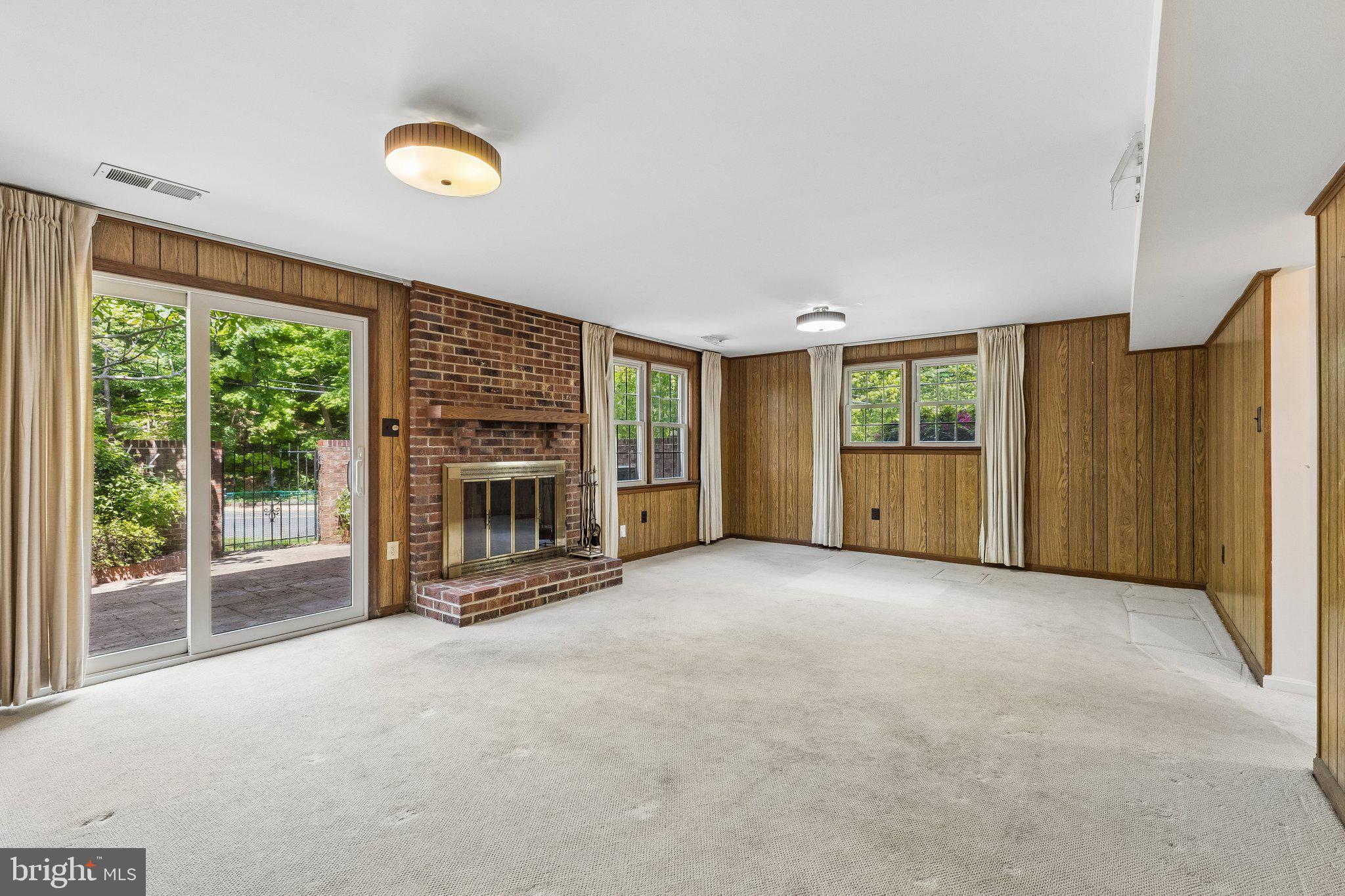 6056 MORGAN COURT