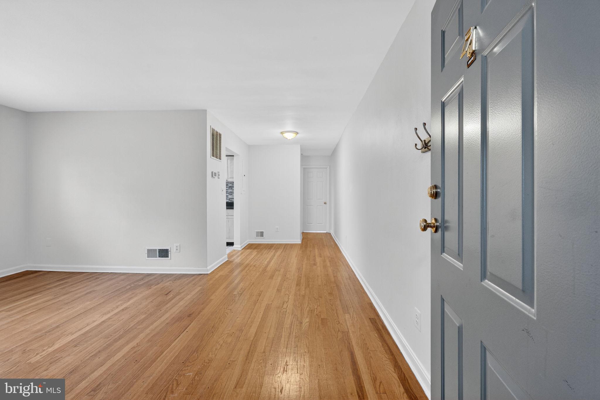 415 N WEST STREET 6