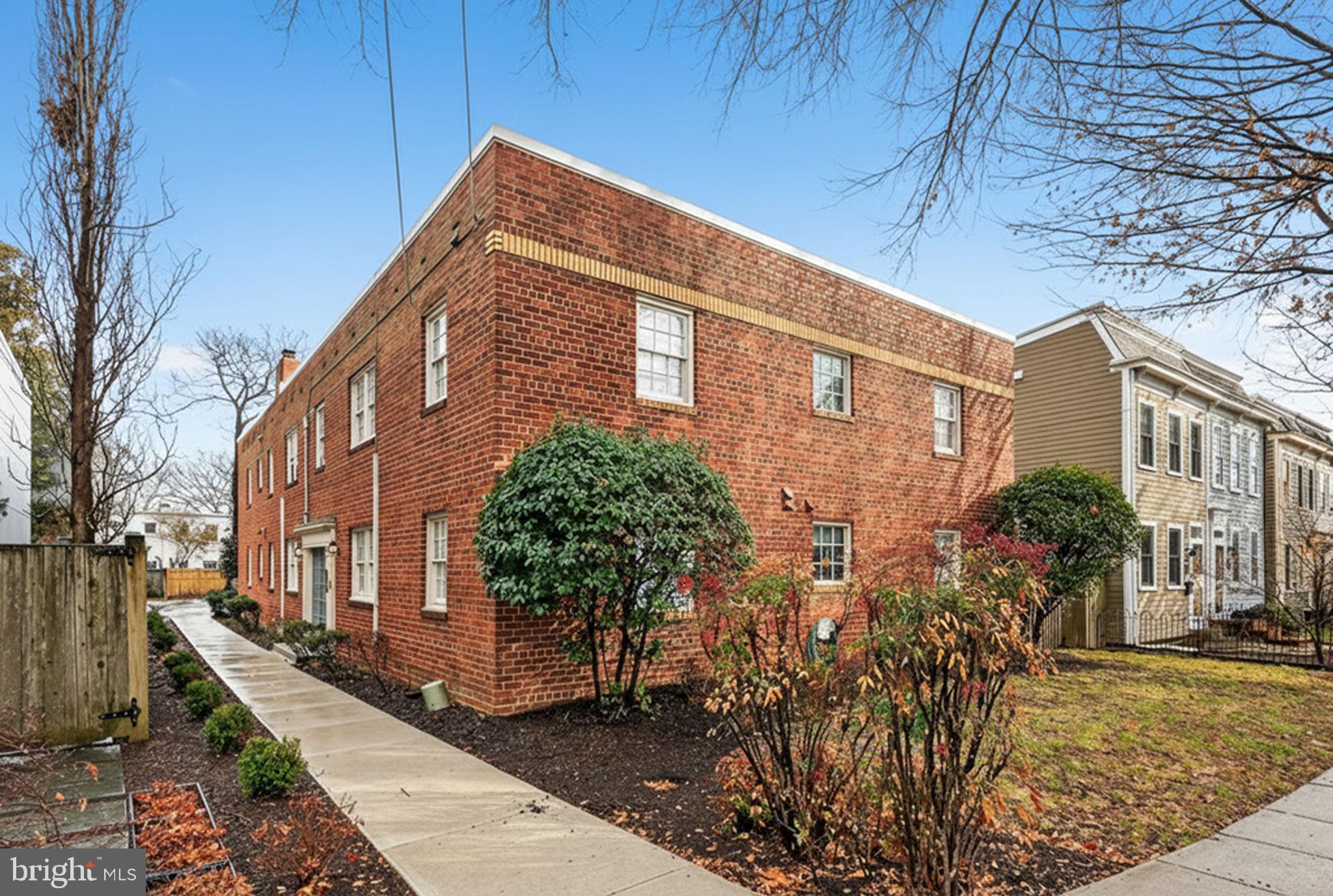 415 N WEST STREET 6