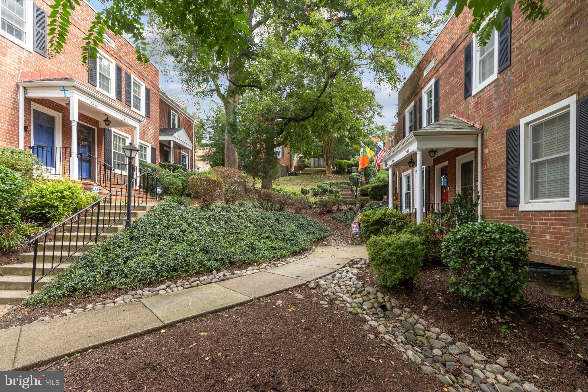 2814 S COLUMBUS STREET