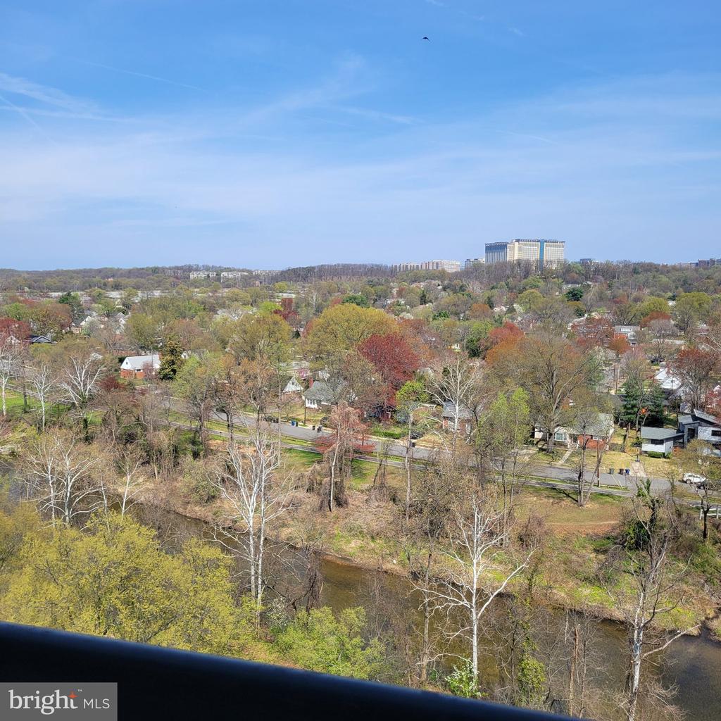 200 N PICKETT STREET 1210