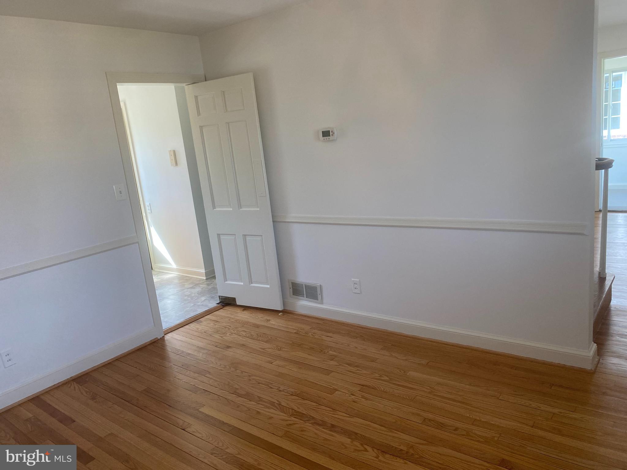 716 OVERLOOK DRIVE N