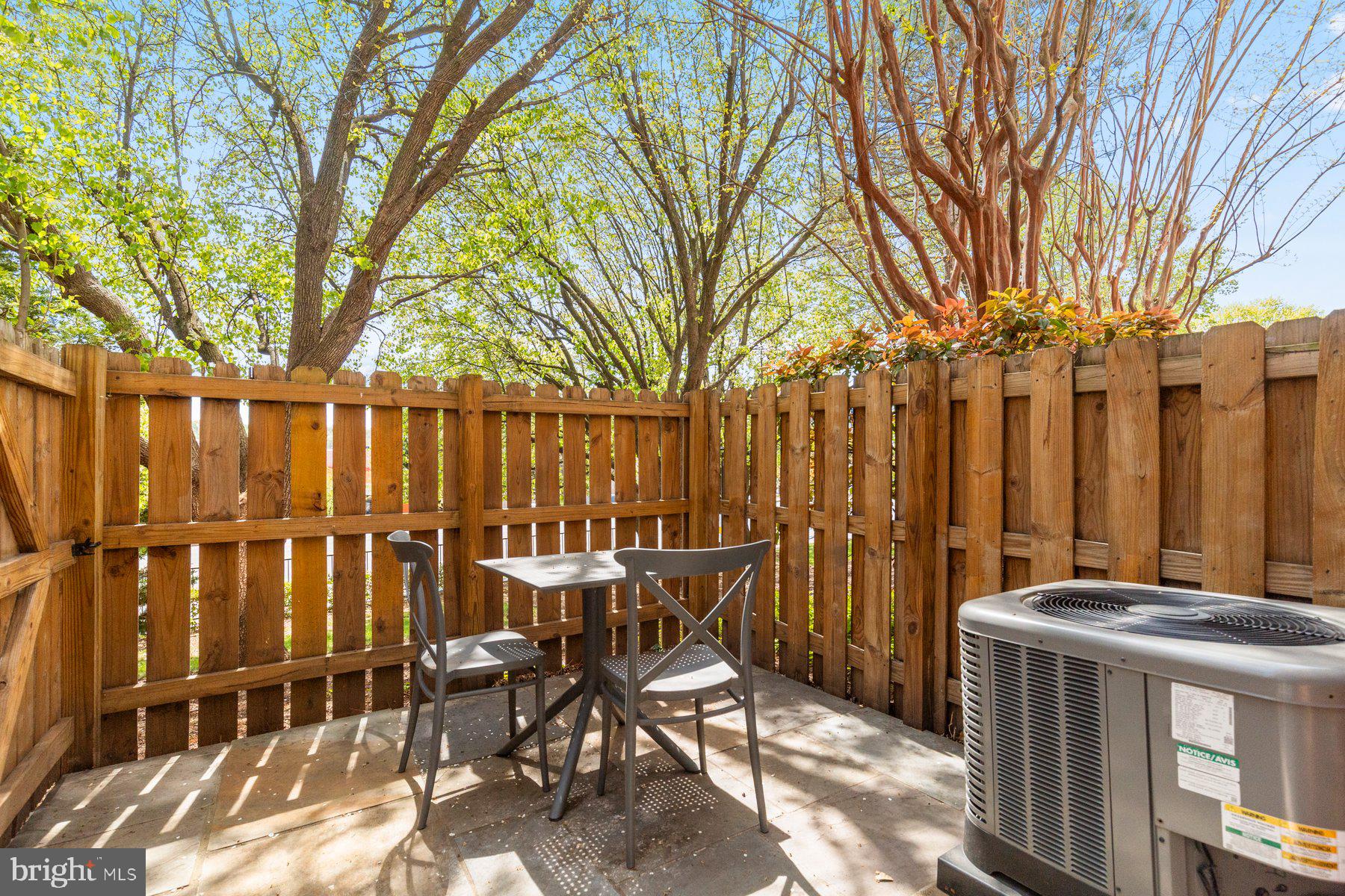 255 S PICKETT STREET S 101