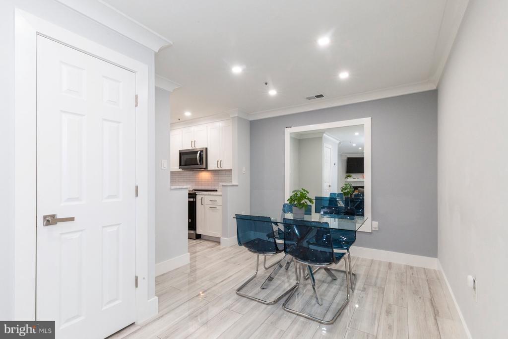 255 S PICKETT STREET S 101