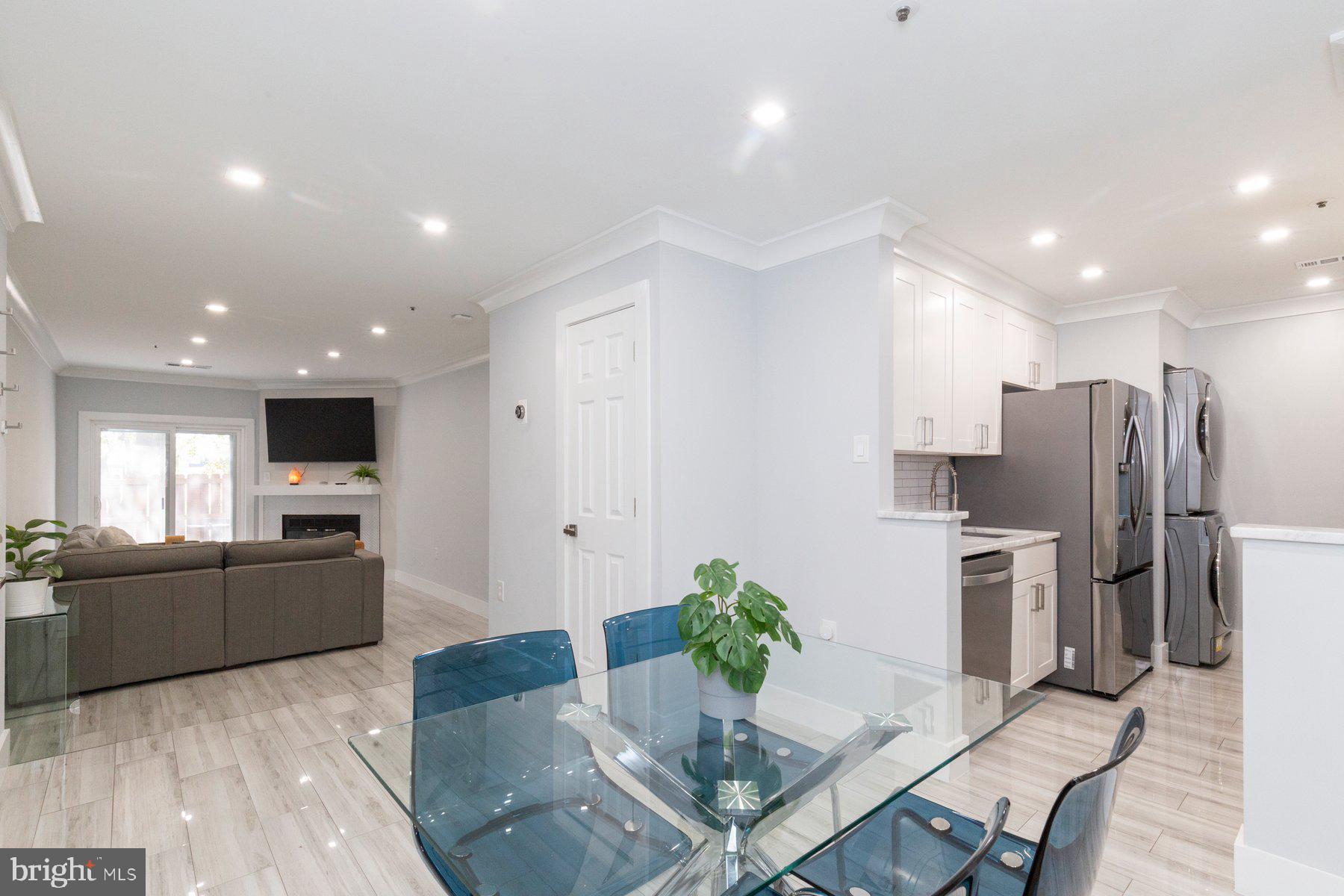 255 S PICKETT STREET S 101