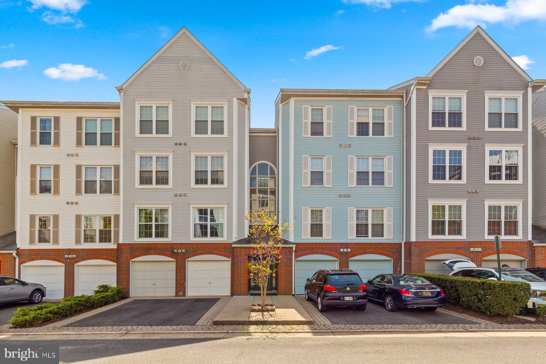 255 S PICKETT STREET S 101