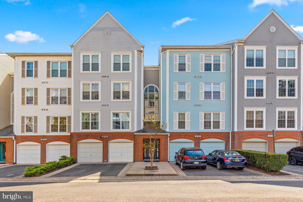 255 S PICKETT STREET 102