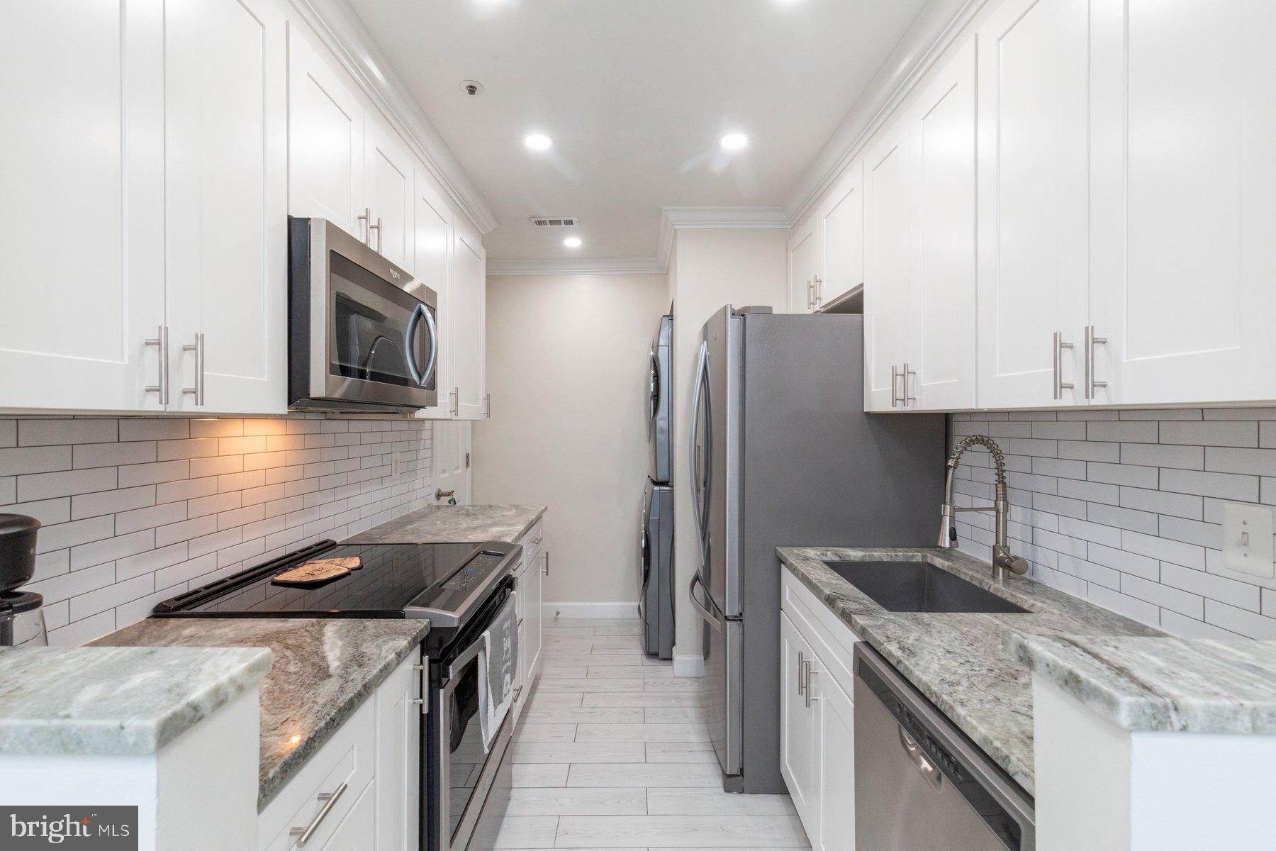 255 S PICKETT STREET 102