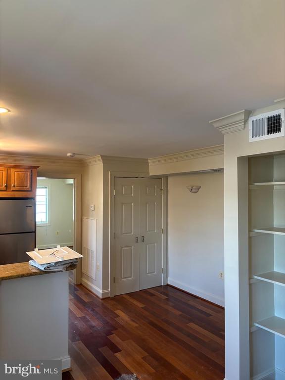 1219 ORONOCO STREET 303